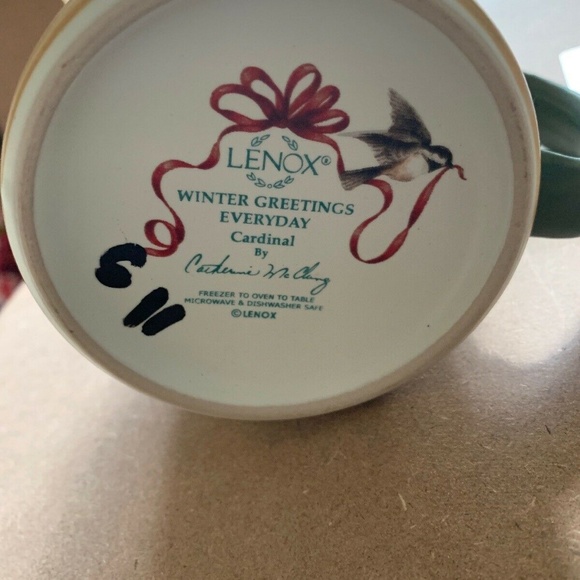 Lenox Winter Greetings Everyday Mug/Cup CARDINAL C - Picture 2 of 3